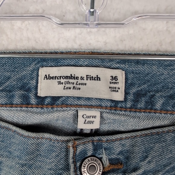 NWT Abercrombie & Fitch The Ultra Loose Low Rise Size 36 Short Women Jeans - Picture 3 of 8
